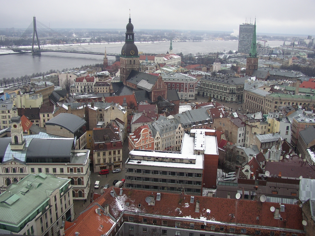 2004 12 : Latvia