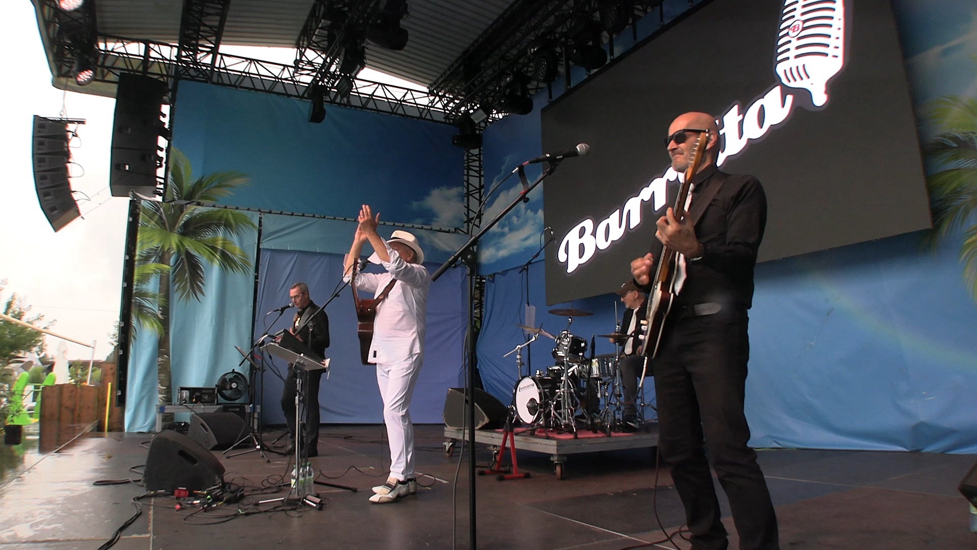Michele Barretta Show Band - Live Videos